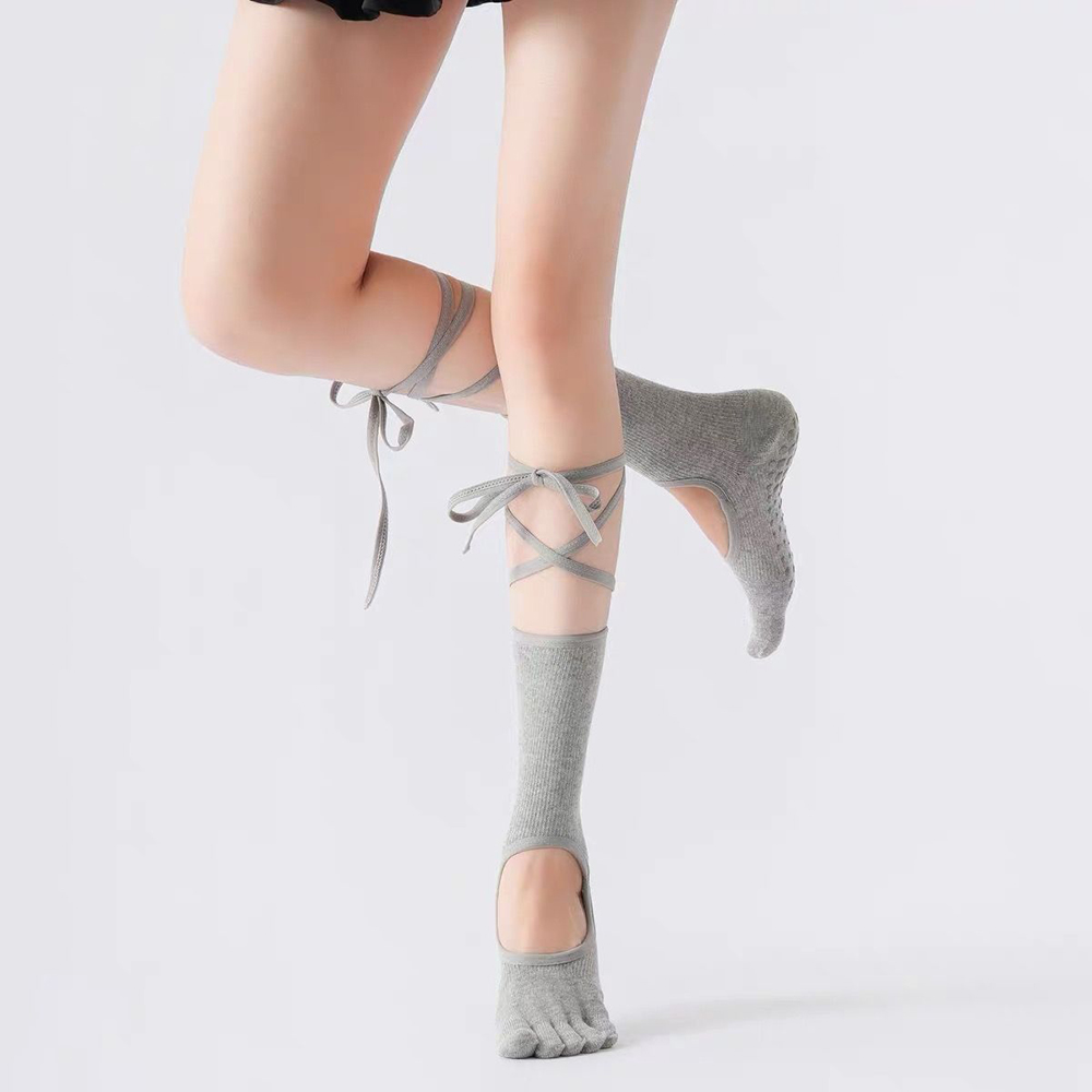ถุงเท้าบัลเลต์โยคะแบบผูกเชือกส - Pilates & Yoga Vida บทวิจารณ์และราคา